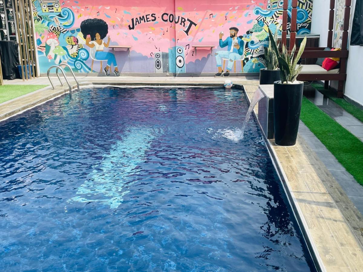 James Court Hotel & Luxury Apartments Lekki Buitenkant foto
