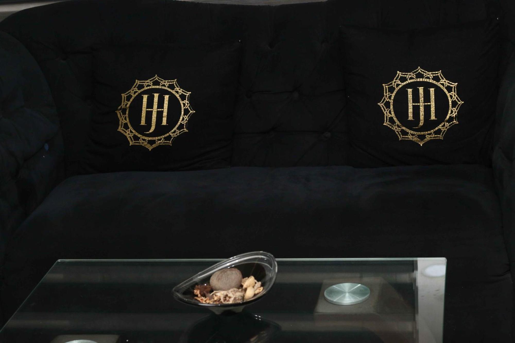 James Court Hotel & Luxury Apartments Lekki Buitenkant foto