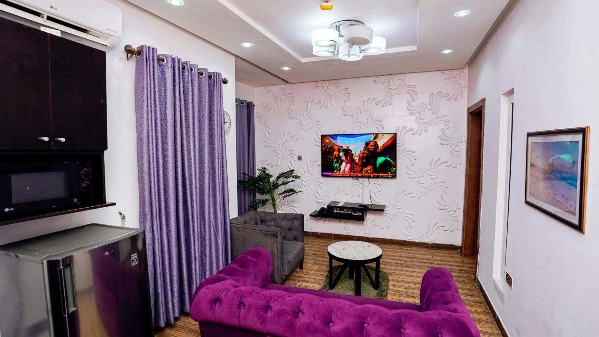 James Court Hotel & Luxury Apartments Lekki Buitenkant foto