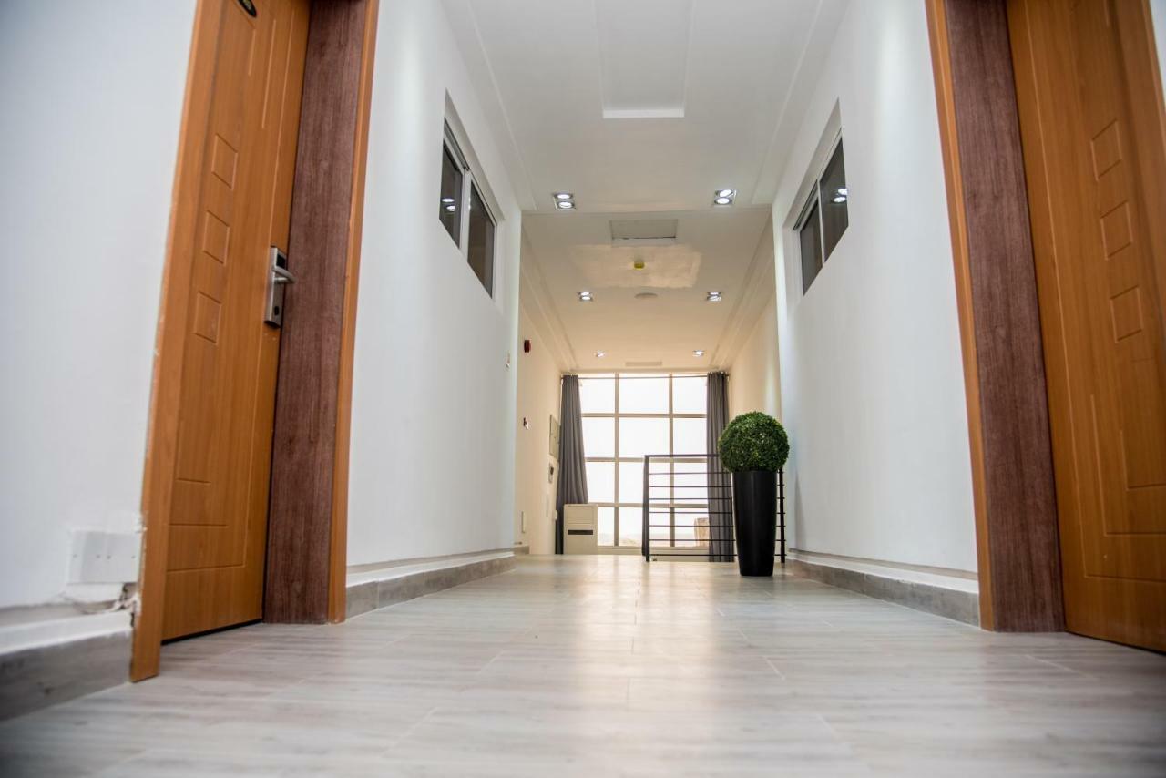 James Court Hotel & Luxury Apartments Lekki Buitenkant foto